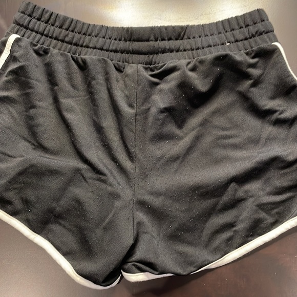 Forever 21 shorts XS - Picture 4 of 4